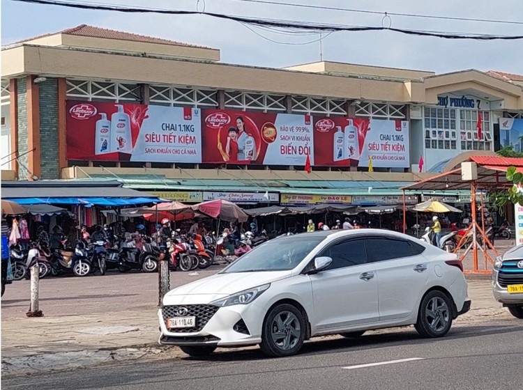 Quảng cáo pano Miền Trung - Pano chợ Phú Yên